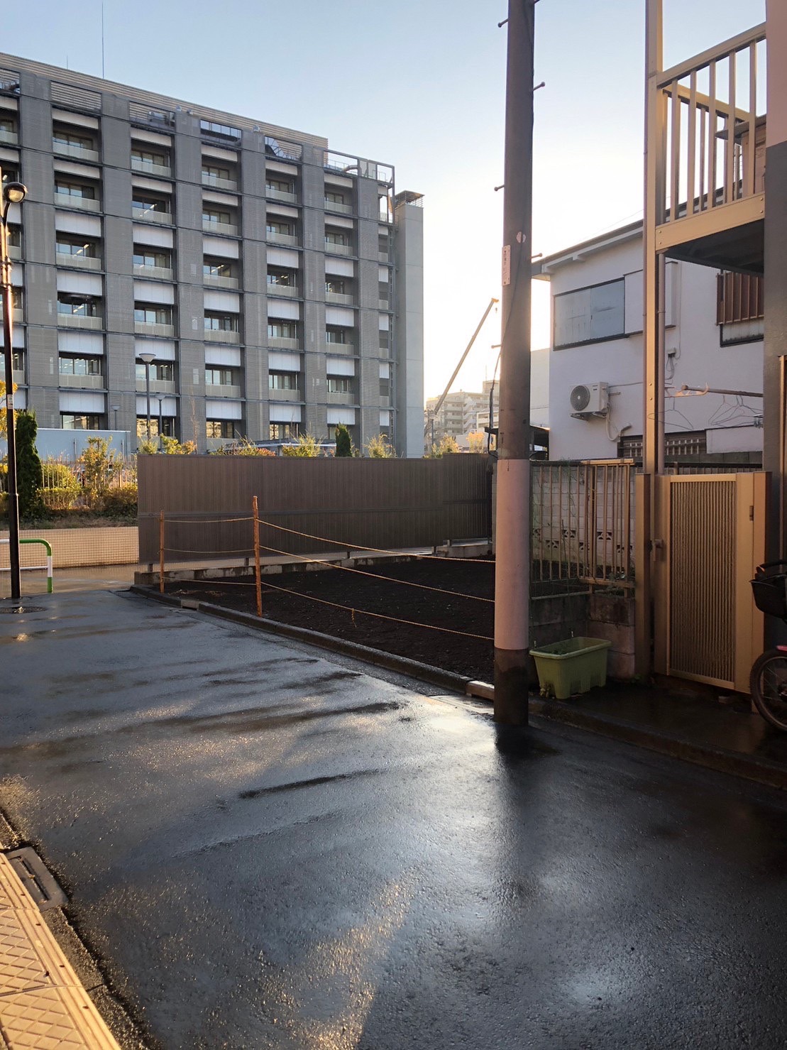 新宿区百人町の解体工事の画像