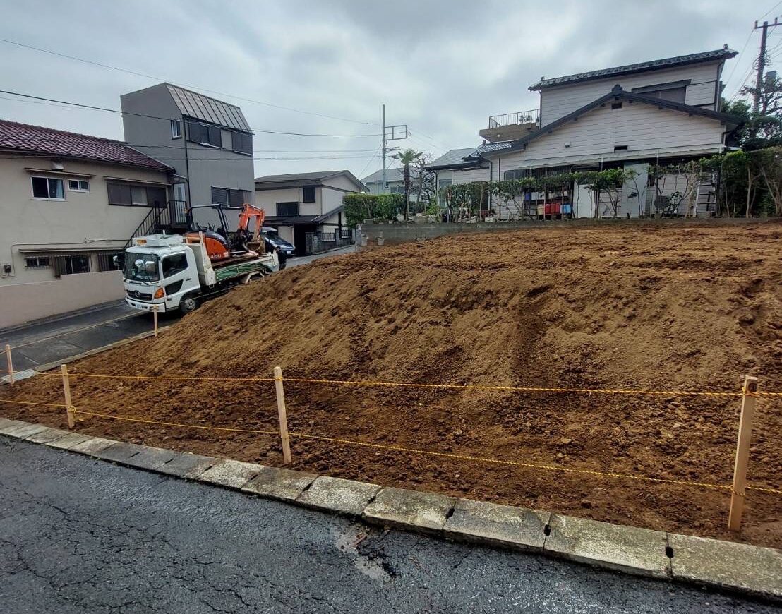藤沢市藤が丘の解体工事の画像
