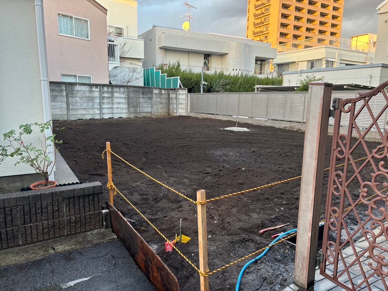 世田谷区世田谷の解体工事の画像