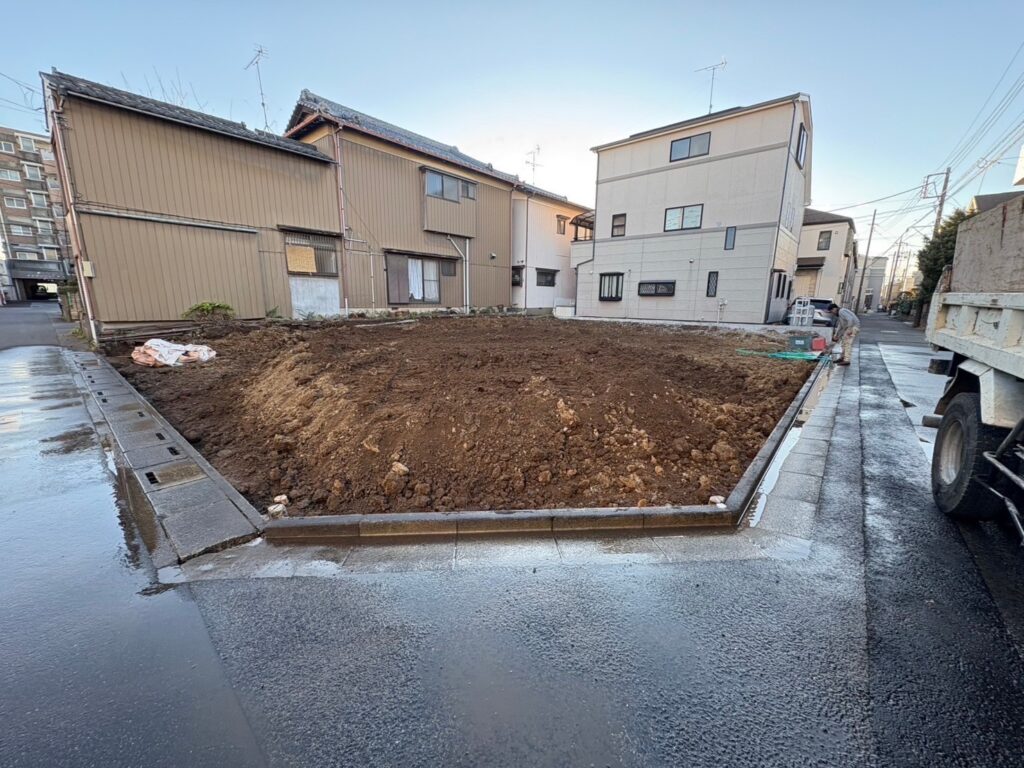 川口市本蓮の解体工事
