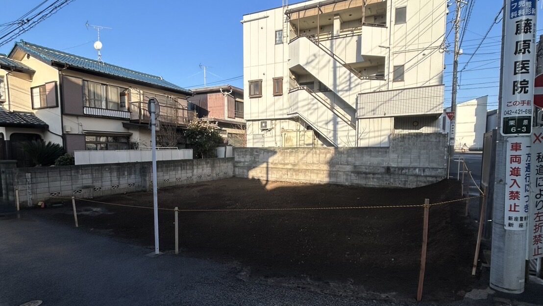 新座市栗原の解体工事の画像