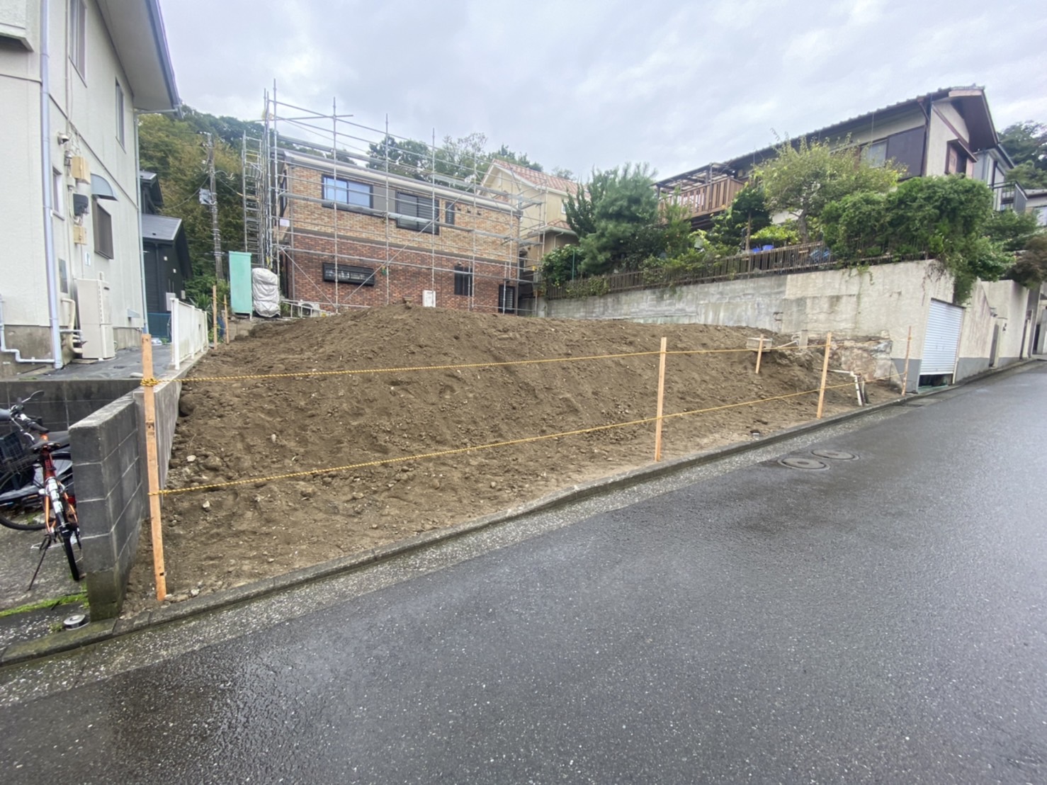 横浜市金沢区高舟台の解体工事の画像