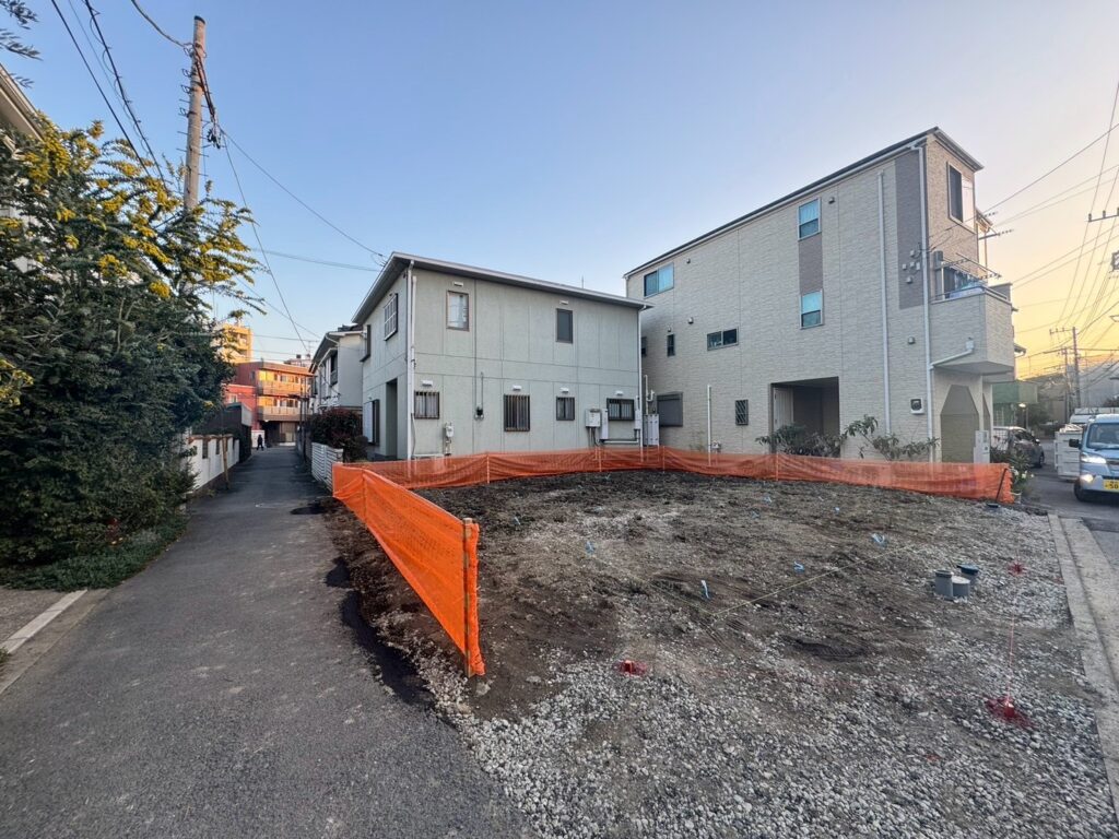 横浜市鶴見区市場東中町の解体工事