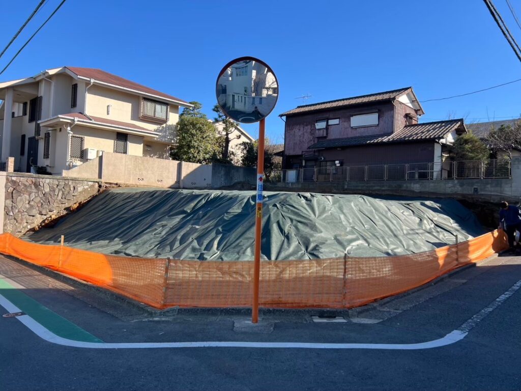 目黒区東が丘の解体工事