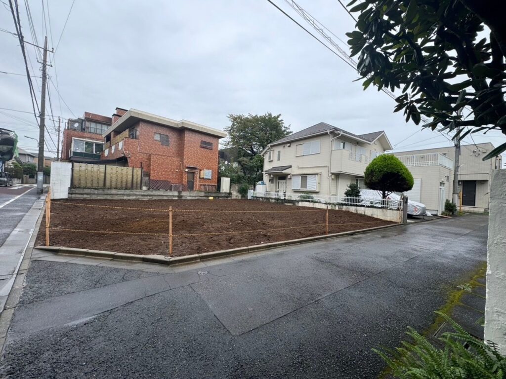 目黒区柿の木坂の解体工事