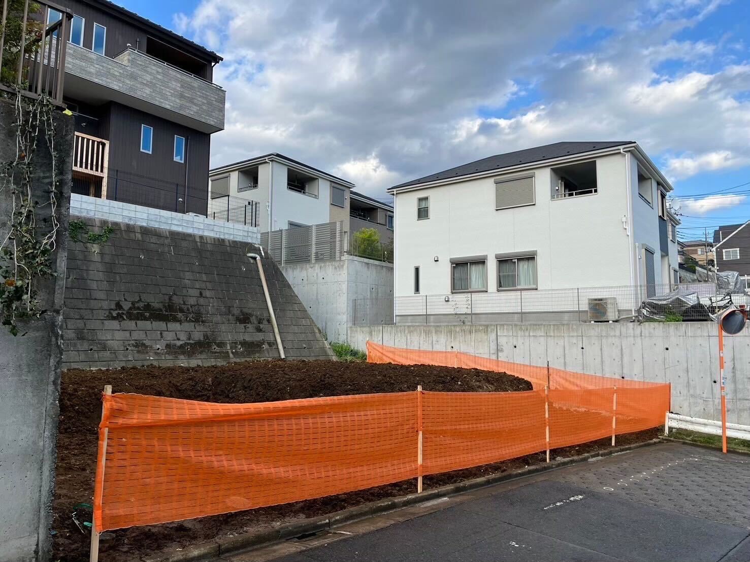 八王子市暁町の解体工事の画像