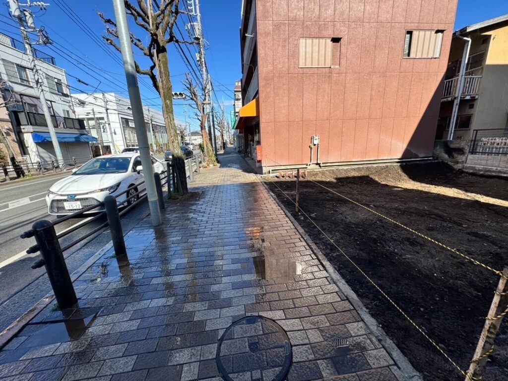 小平市学園東町の解体工事