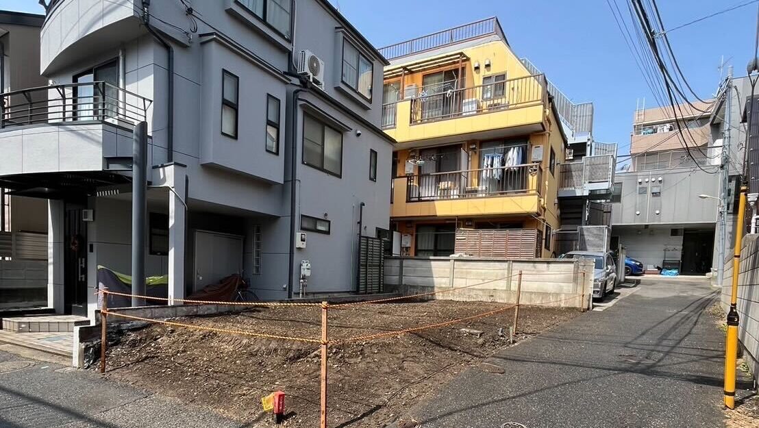 渋谷区本町の解体工事の画像