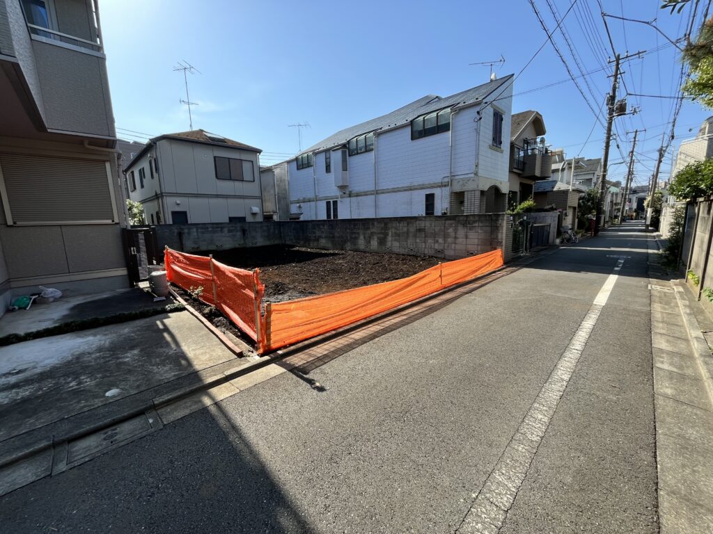目黒区五本木の解体工事
