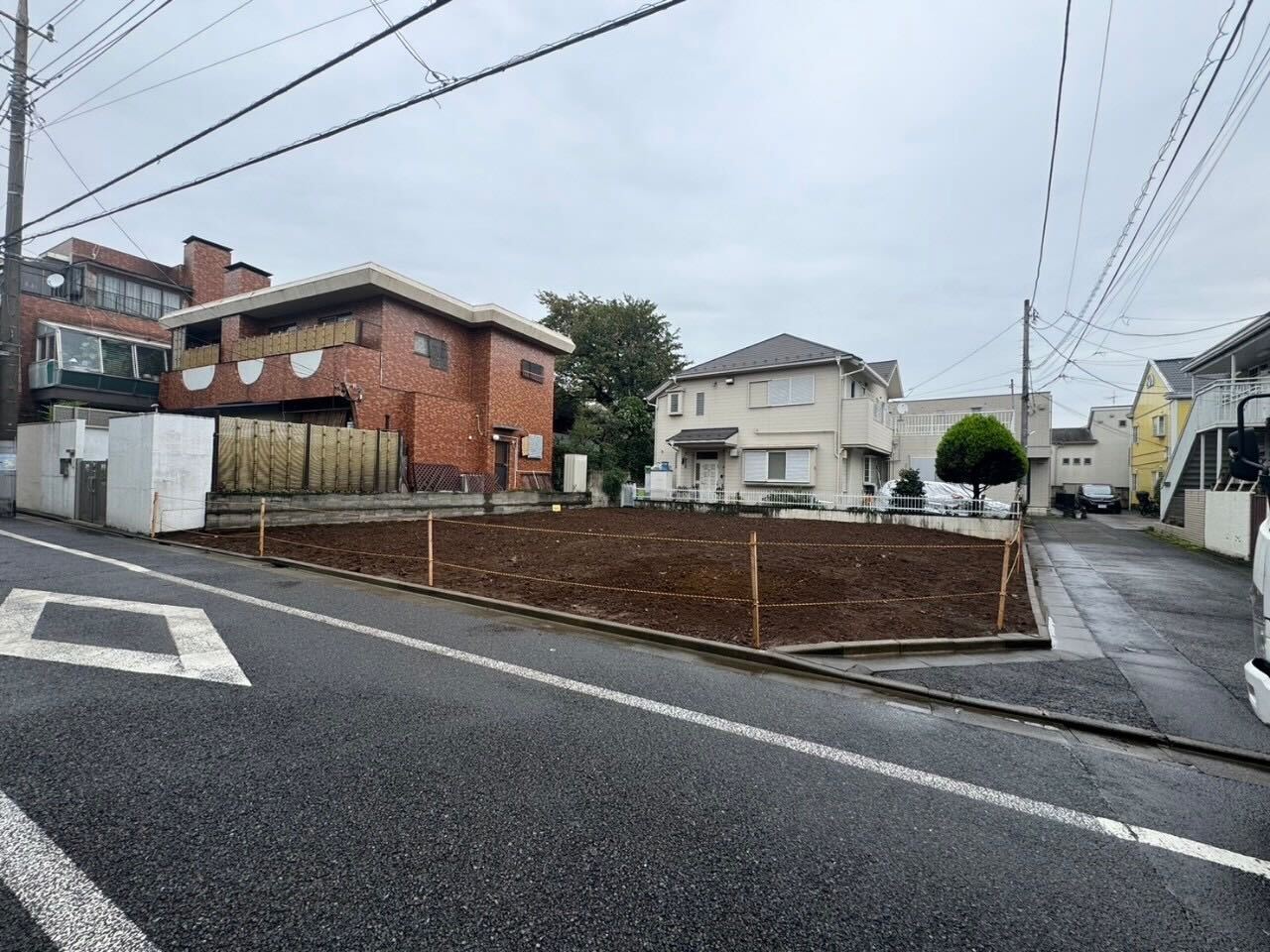 目黒区柿の木坂の解体工事の画像