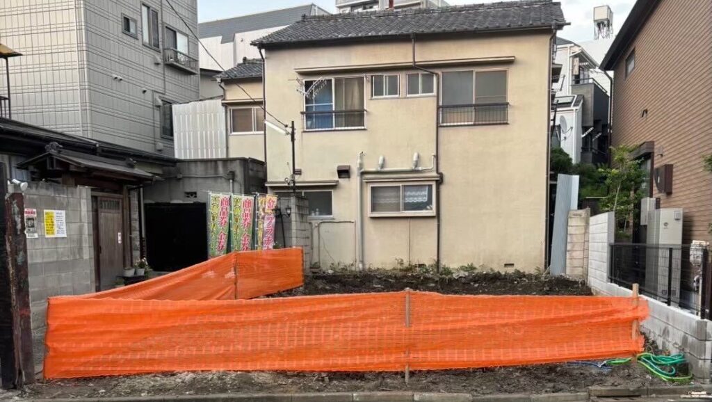 荒川区南千住の解体工事