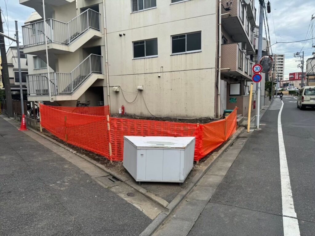 葛飾区東新小岩の解体工事