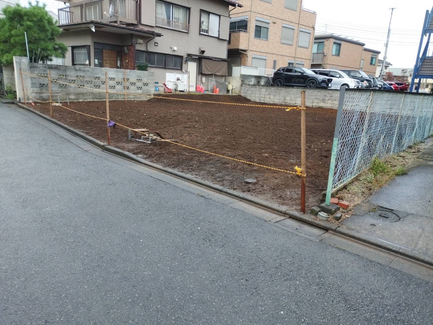 調布市菊野台の解体工事の画像