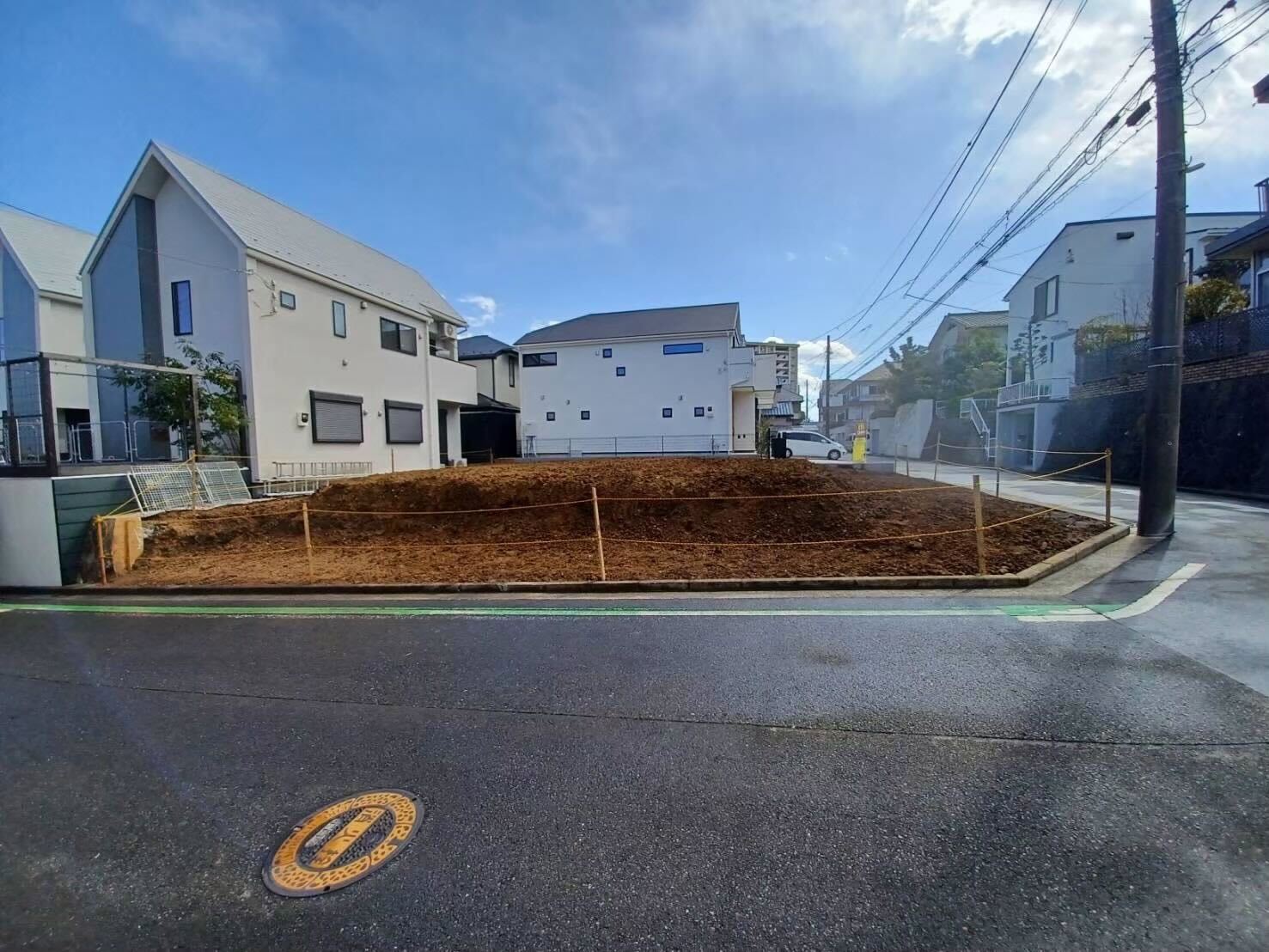 横浜市南区永田台の解体工事の画像