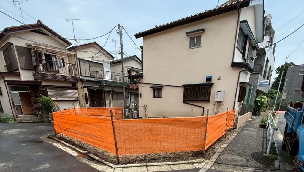 葛飾区新小岩の解体工事