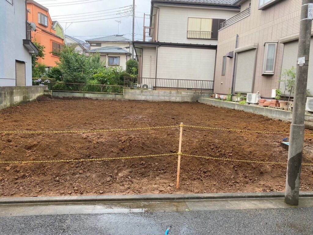 富士見市鶴瀬西の解体工事