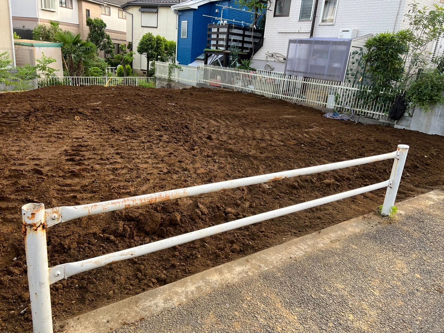 稲城市東長沼の解体工事の画像