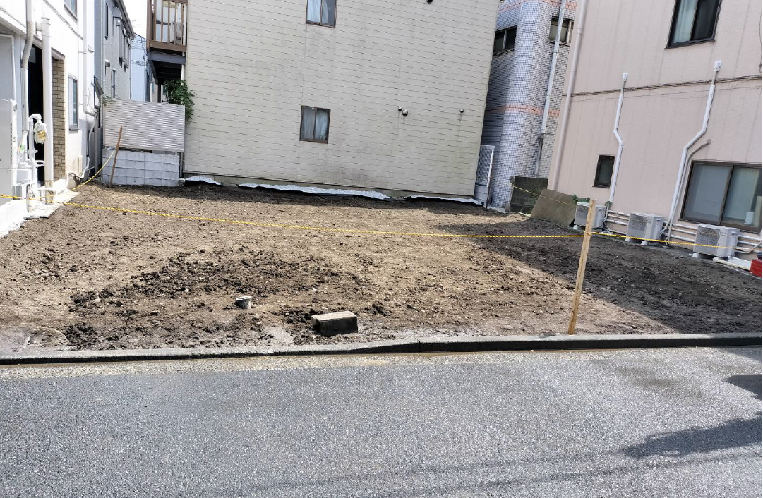 横浜市鶴見区潮田町の解体工事の画像