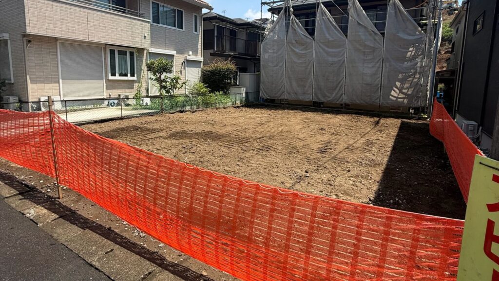 座間市入谷東の解体工事