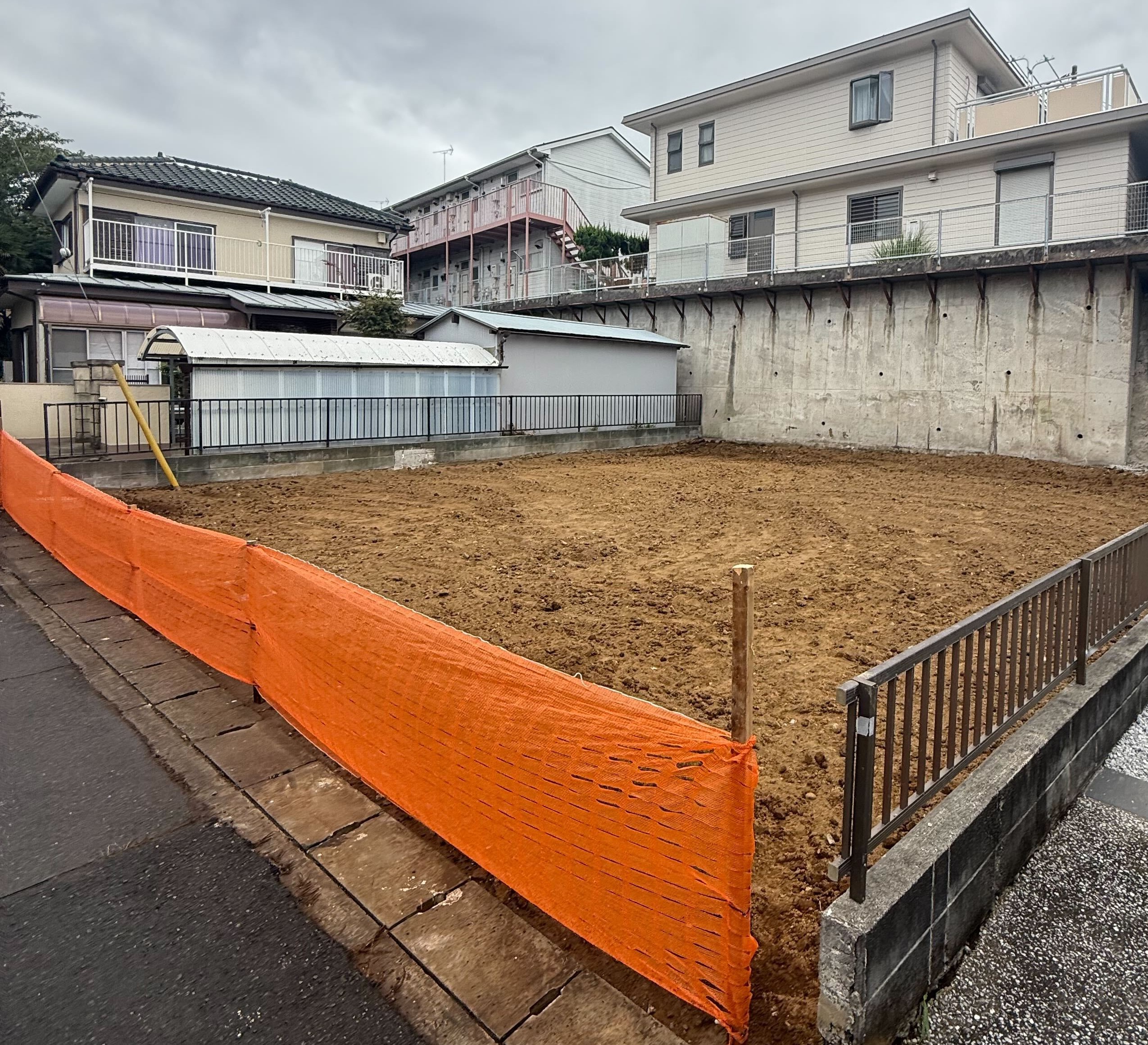横浜市港南区日野の解体工事の画像