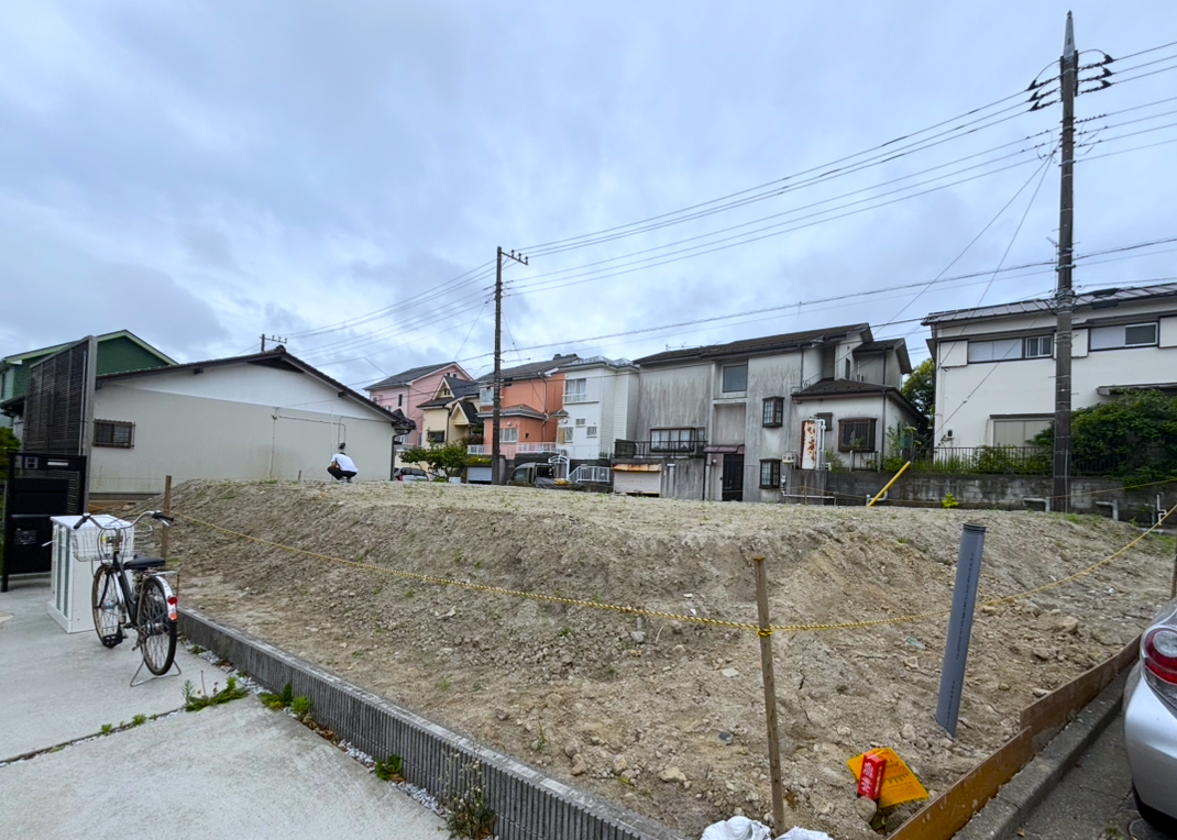 横浜市金沢区高舟台の解体工事の画像