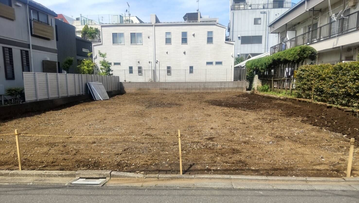 世田谷区桜新町の解体工事の画像