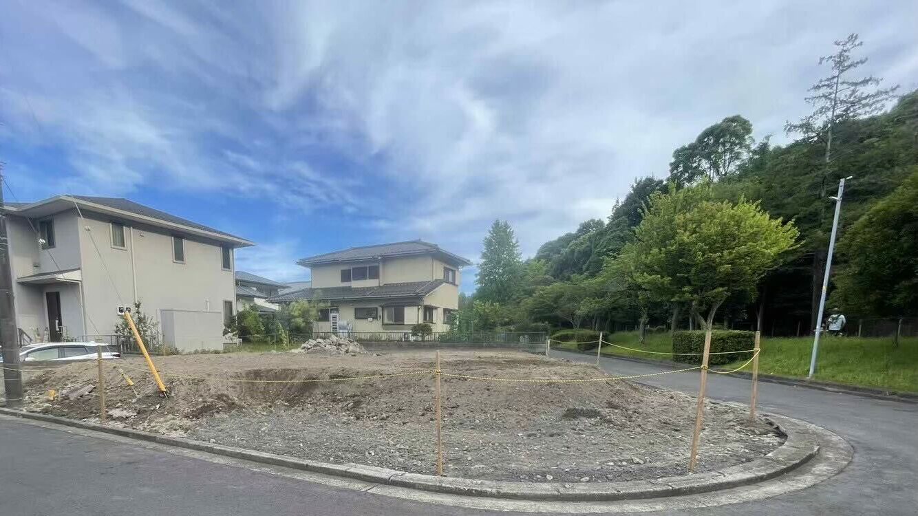 横浜市金沢区釜利谷西の解体工事の画像