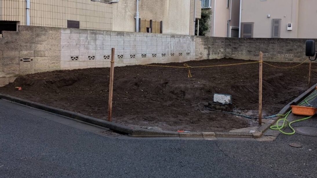世田谷区粕谷の解体工事の画像