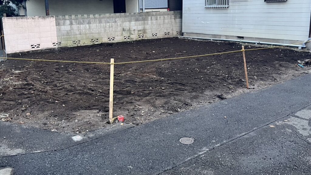 調布市西つつじヶ丘の解体工事