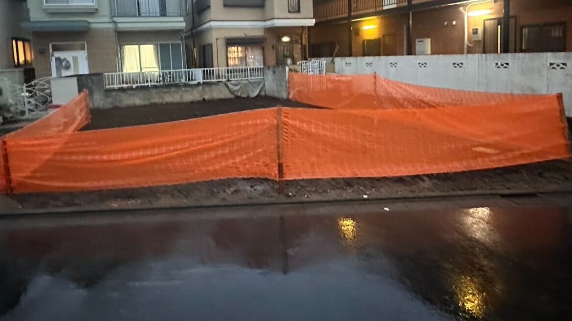 調布市多摩川の解体工事の画像