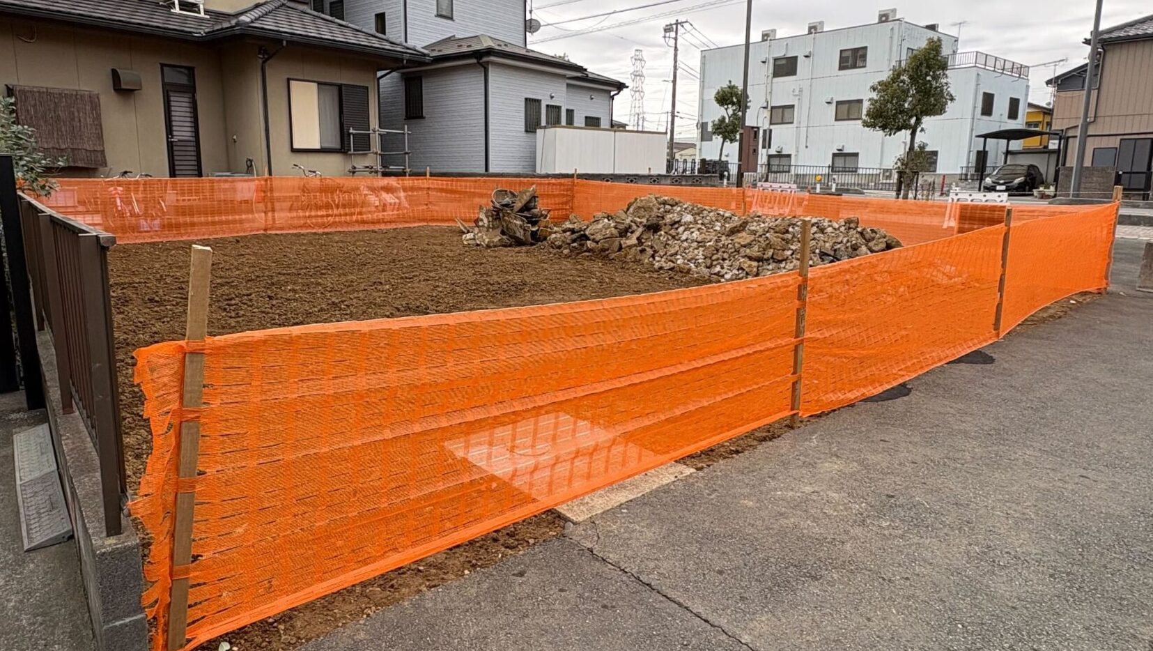 三郷市鷹野の解体工事の画像