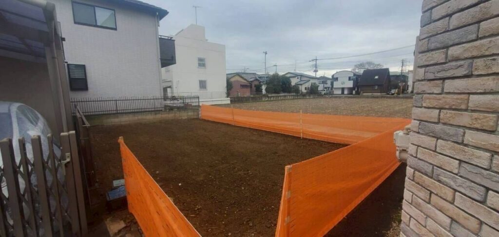三郷市高州の解体工事