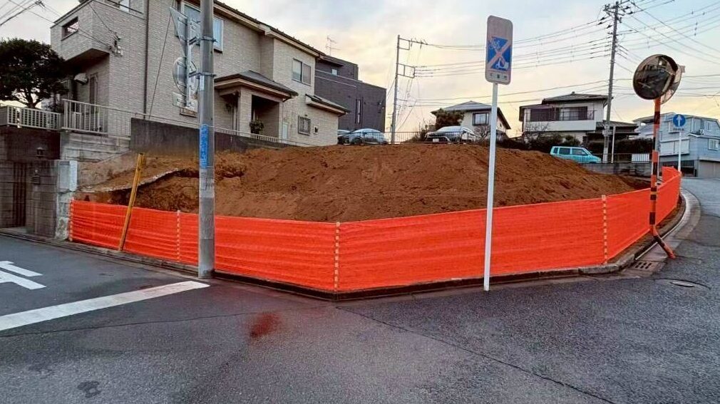 千葉市中央区弁天の解体工事の画像