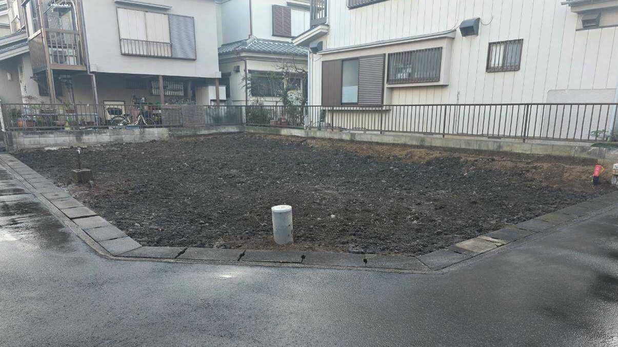 三郷市谷中の解体工事の画像