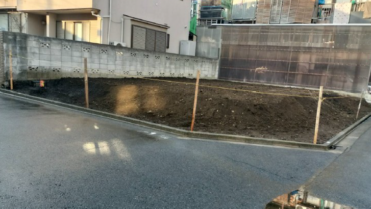 三鷹市北野の解体工事の画像