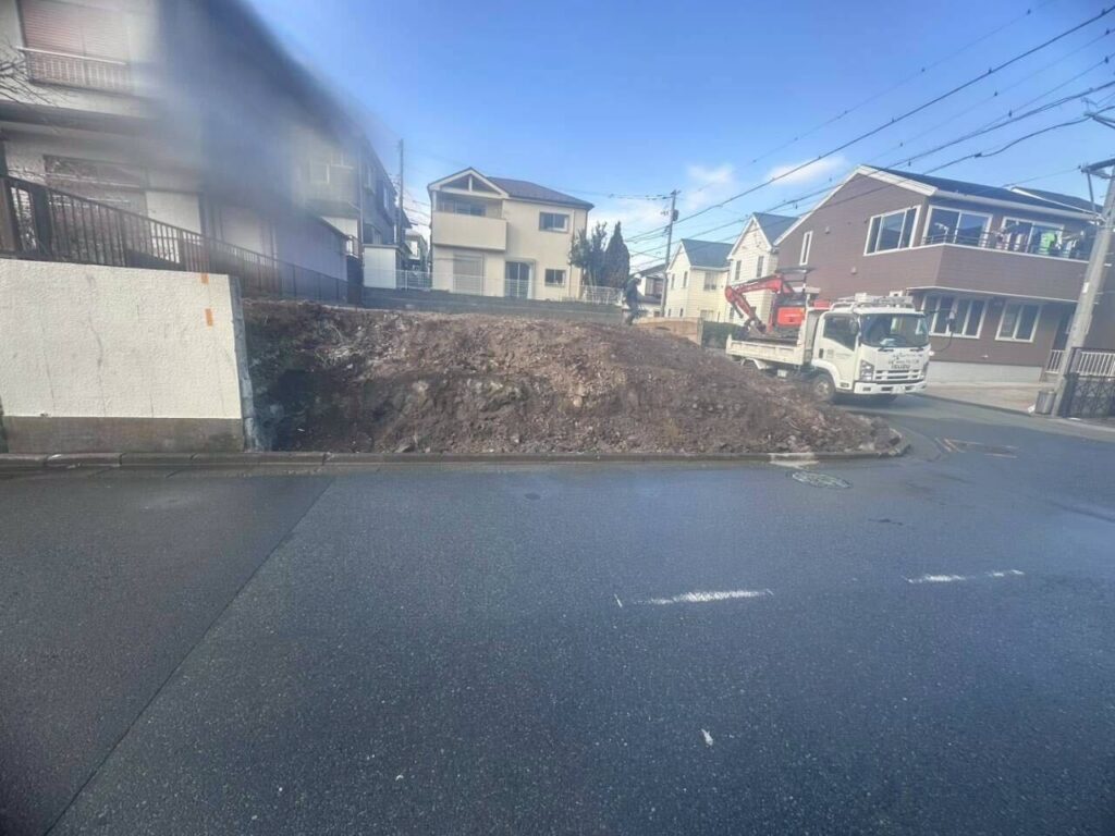 三浦郡葉山町長柄の解体工事