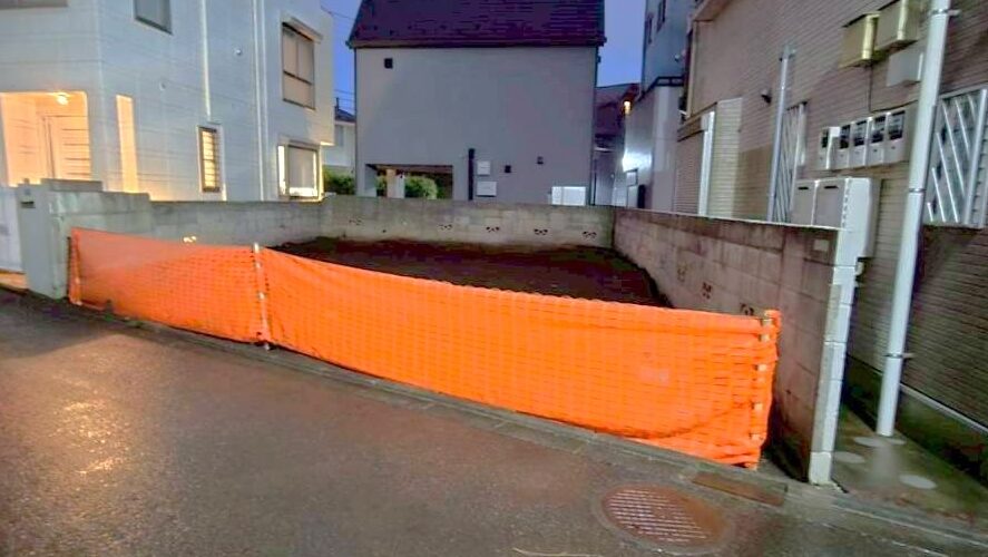 世田谷区砧の解体工事の画像