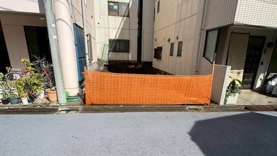 新宿区河田町の解体工事の画像