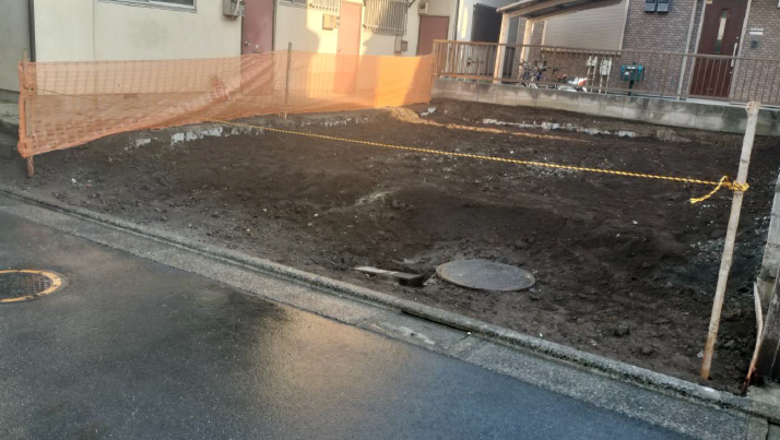 目黒区緑ヶ丘の解体工事の画像