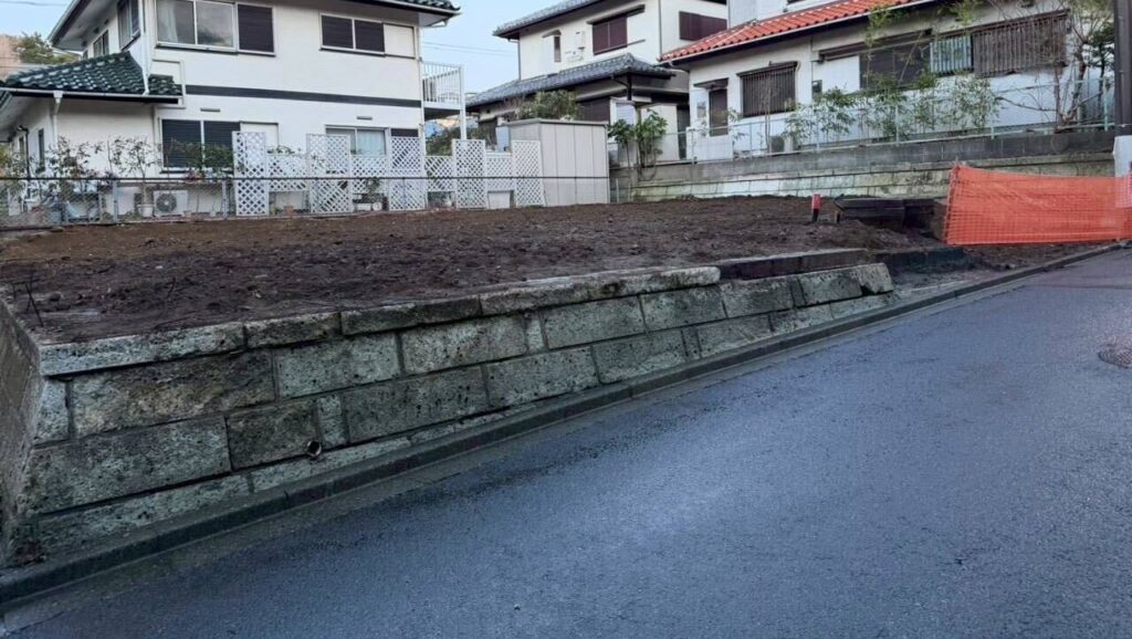 鎌倉市腰越の解体工事