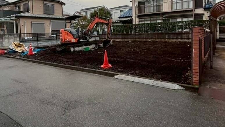 日野市多摩平の解体工事の画像