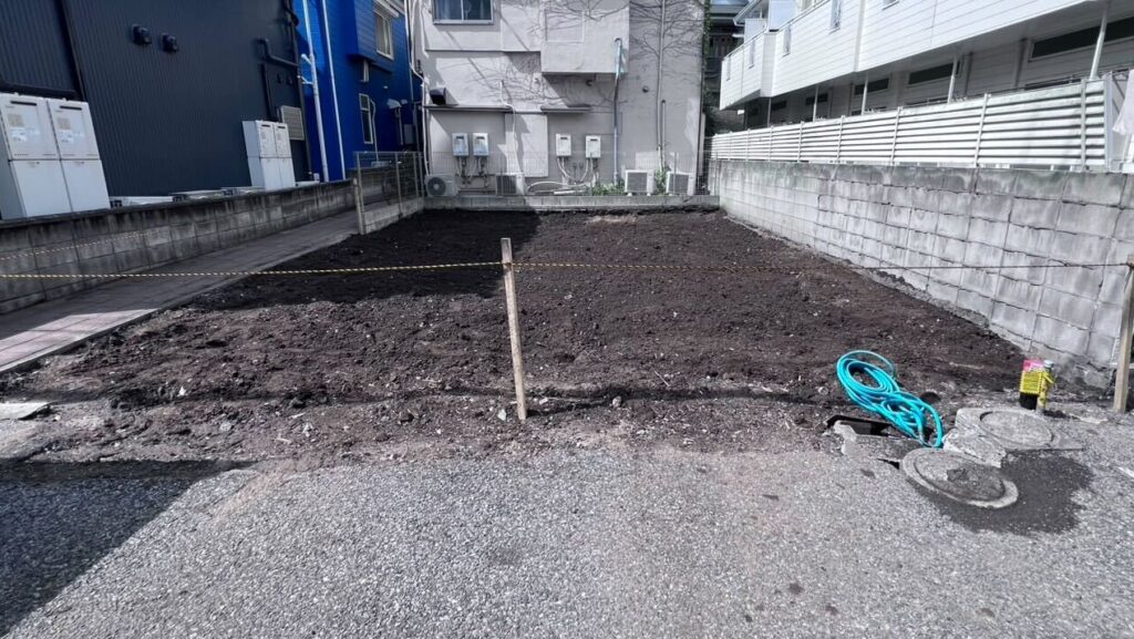 北区岸町の解体工事