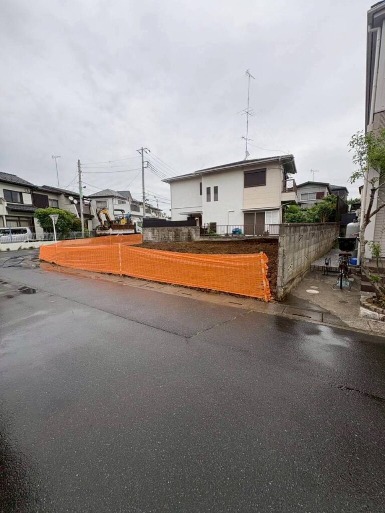 北足立郡伊奈町栄の解体工事