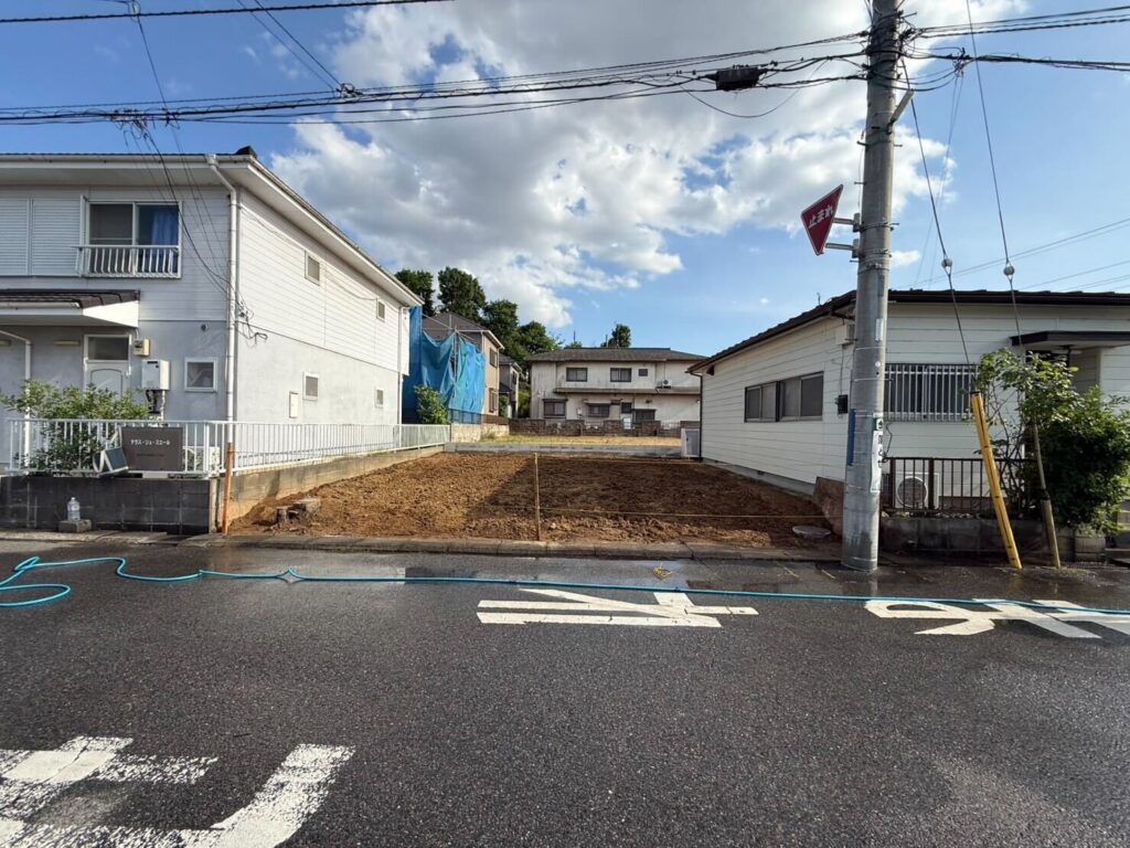 流山市三輪野山の解体工事