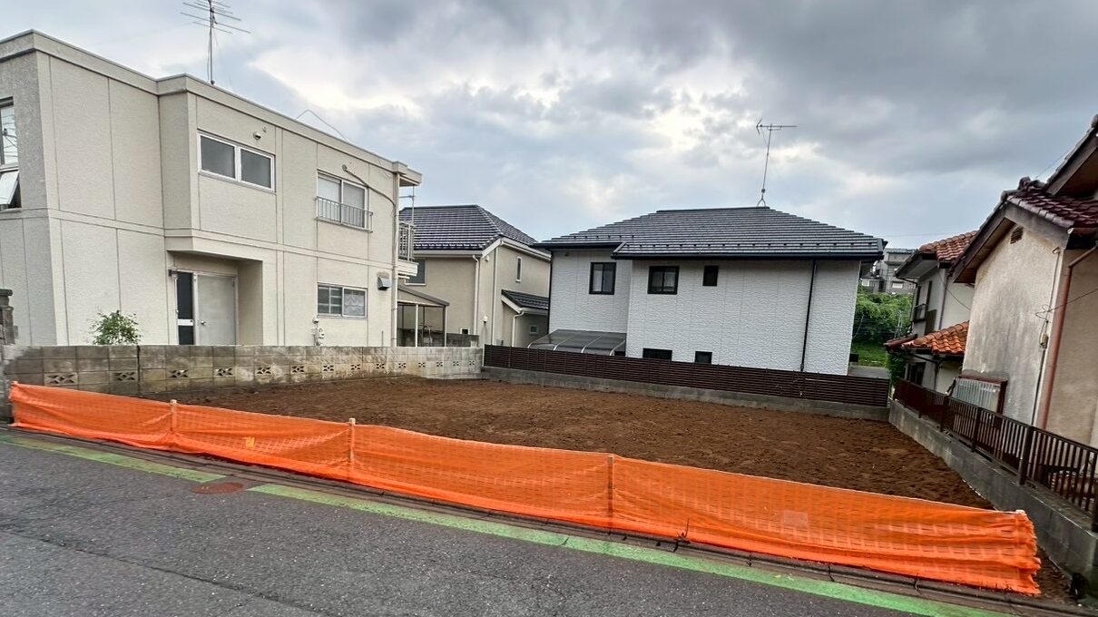 千葉市花見川区朝日ヶ丘の解体工事の画像