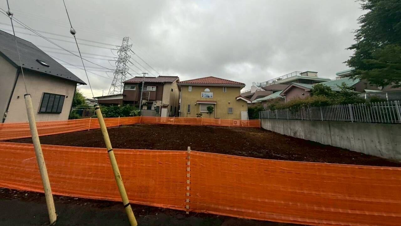 稲城市百村の解体工事の画像