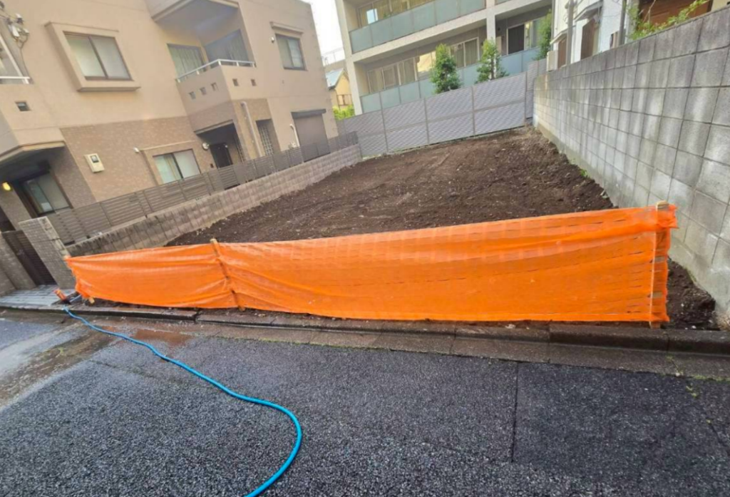 文京区本郷の解体工事