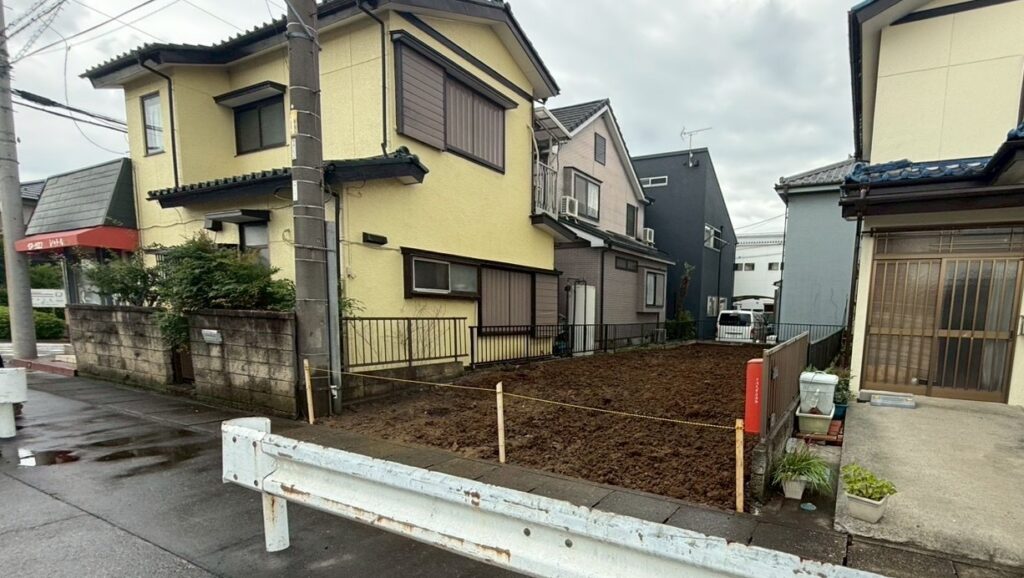 越谷市下間久里の解体工事