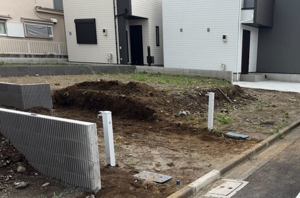北足立郡伊奈町栄の解体工事の画像
