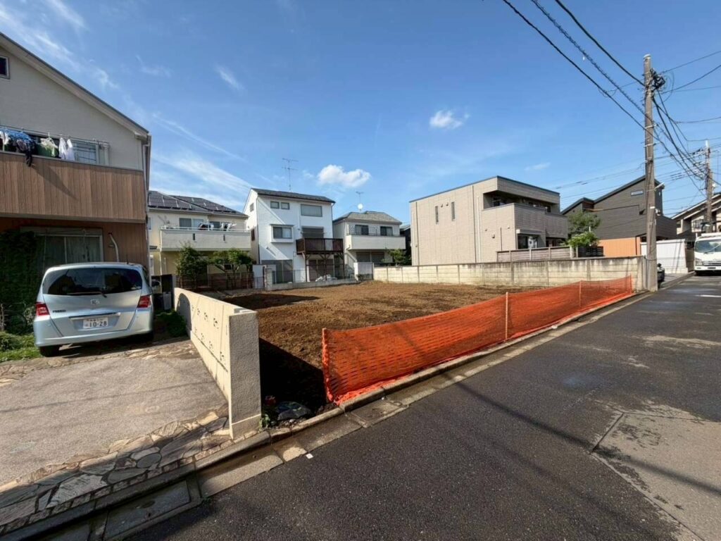 三鷹市野崎の解体工事